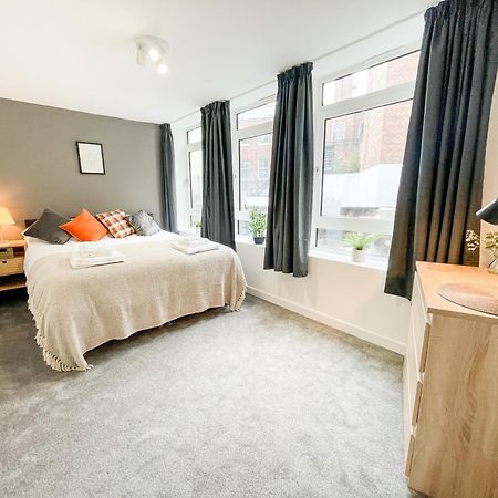 Cathedral Apartment Sheffield Esterno foto