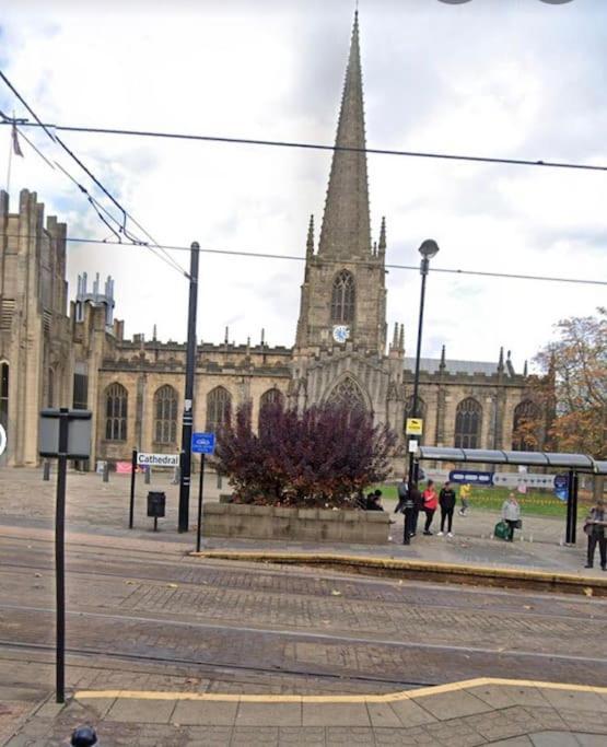 Cathedral Apartment Sheffield Esterno foto